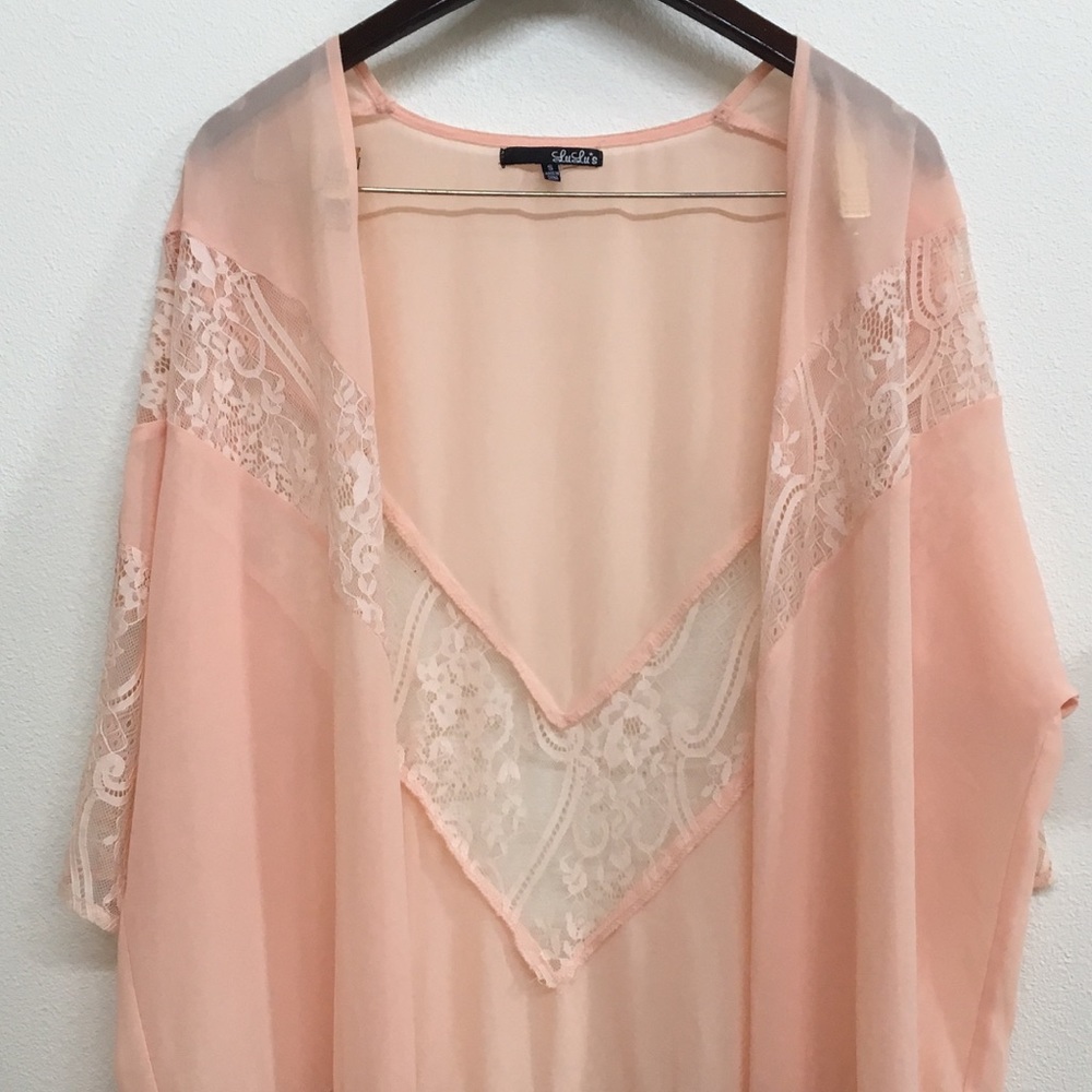 LuLu's Peach & Lace Kimono, only worn once